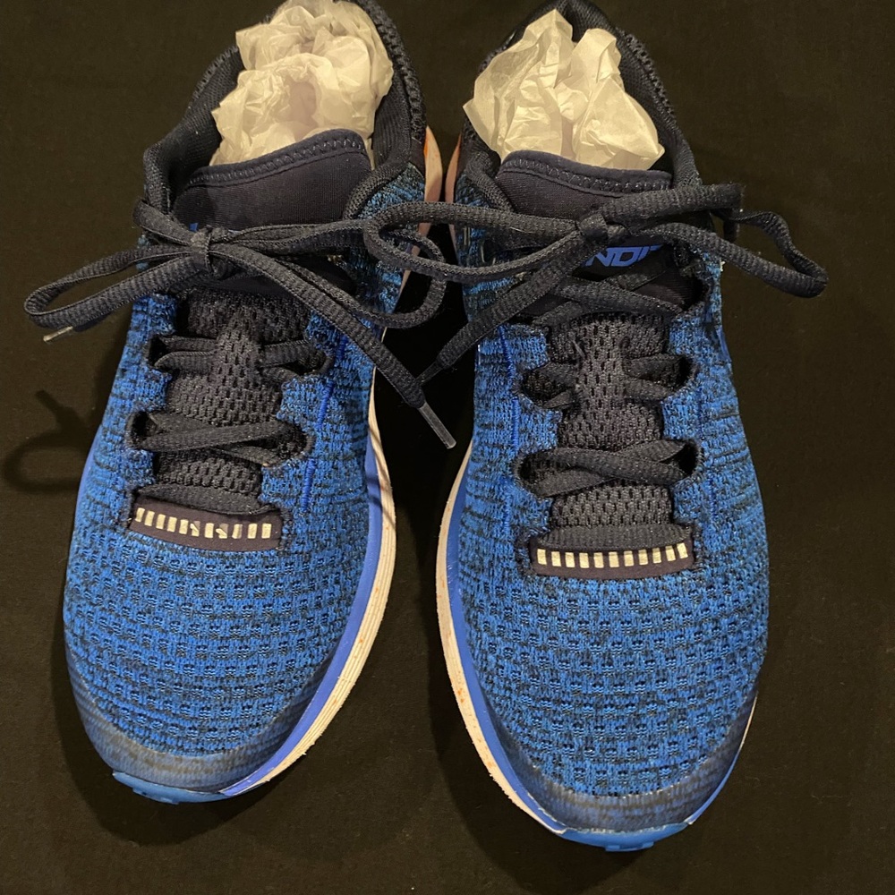 Under Armour Bandit 3 Big Kids Size 5
